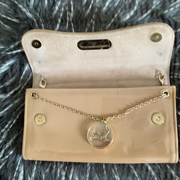 Christian Louboutin Mini Bag Riviera Beige Chain Nude Patent Leather Clutch - Picture 4 of 9